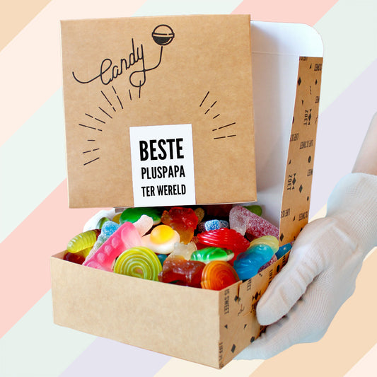 Beste Pluspapa Ter Wereld snoepdoosje van ZOET met vers snoep, ideaal als Vaderdagcadeau of attent gebaar voor je pluspapa