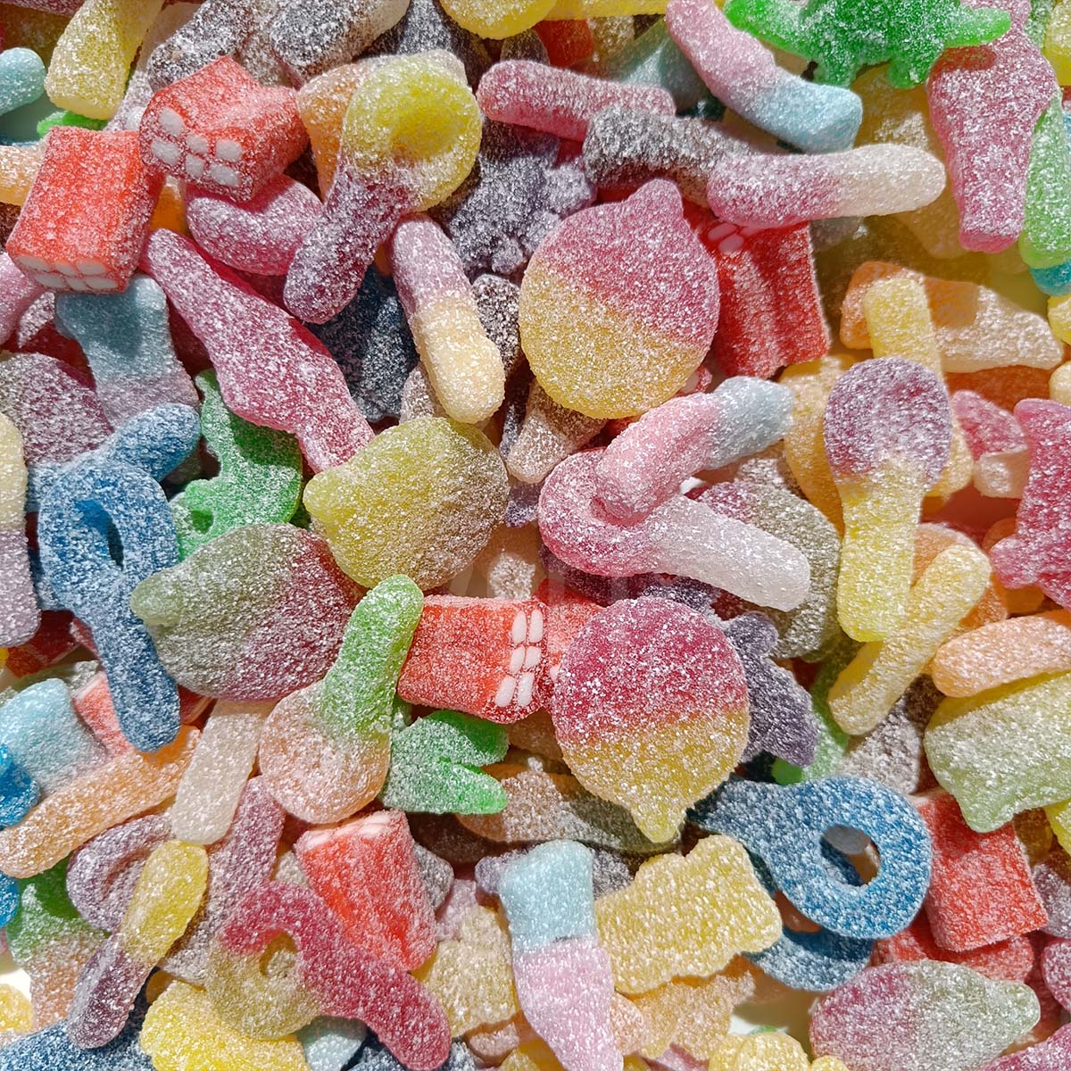 snoepmix zure snoepjes, kleurrijke mix van zure snoep in verschillende vormen en smaken