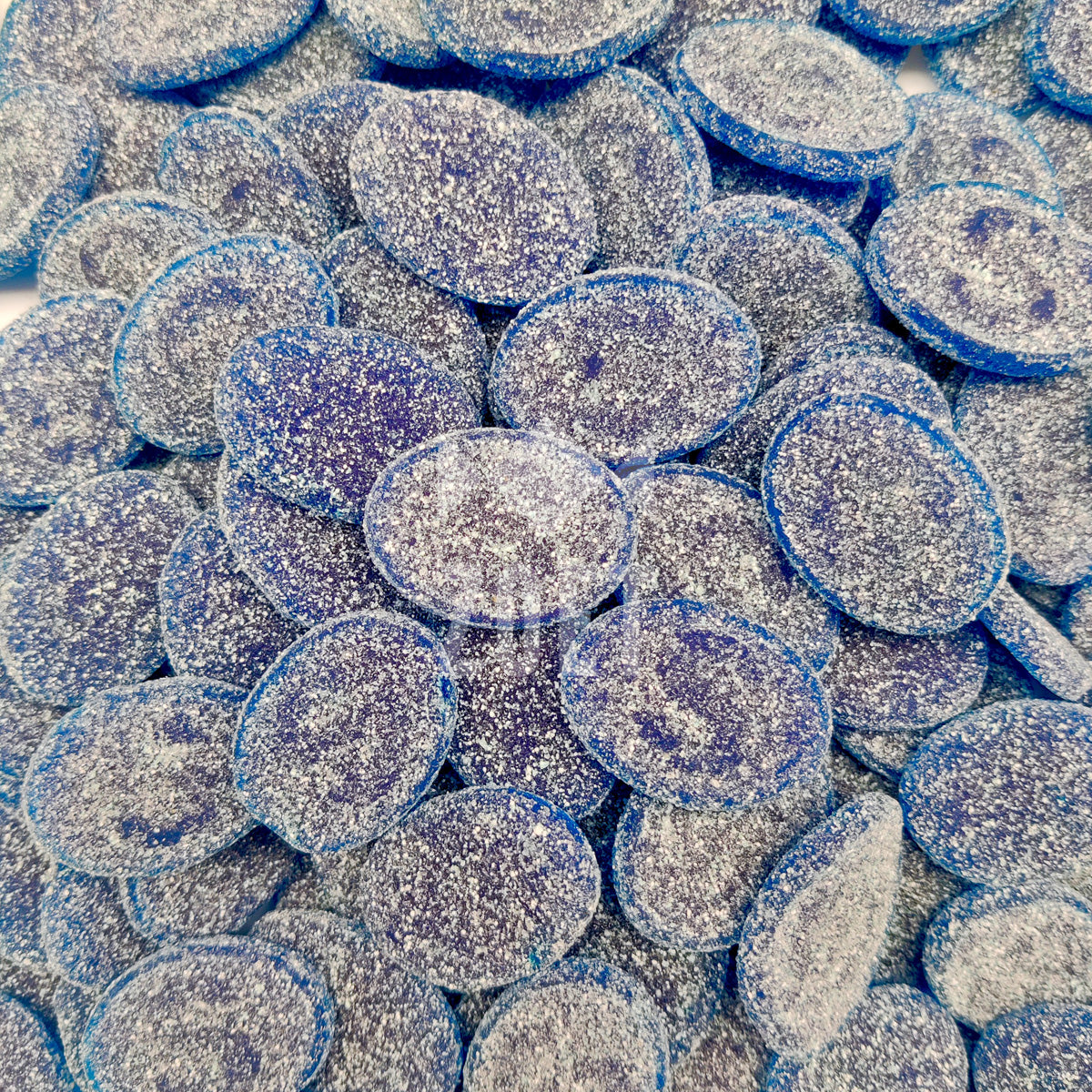 s-märke sour blue raspberry snoepjes zweeds snoep met blauwe framboos en zure smaak swedish candy